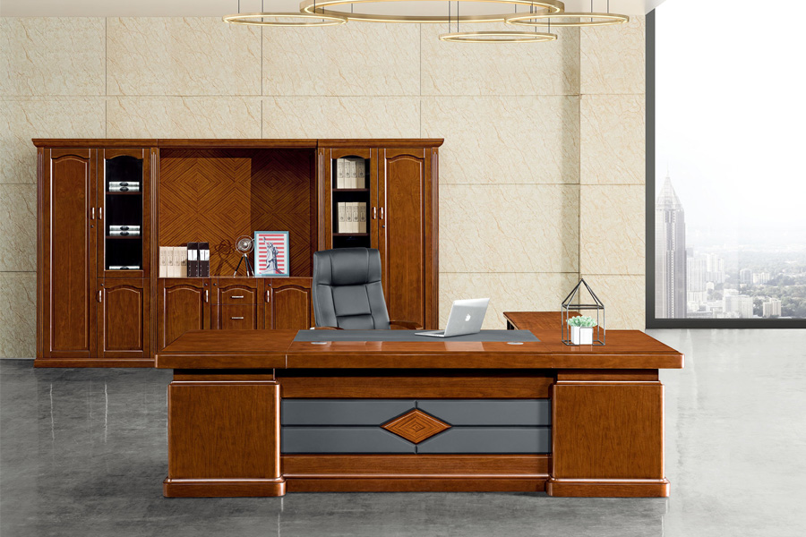 油漆辦(bàn)公(gōng)桌